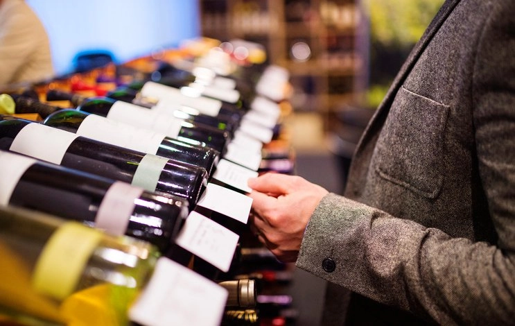De que factores depende el precio del vino